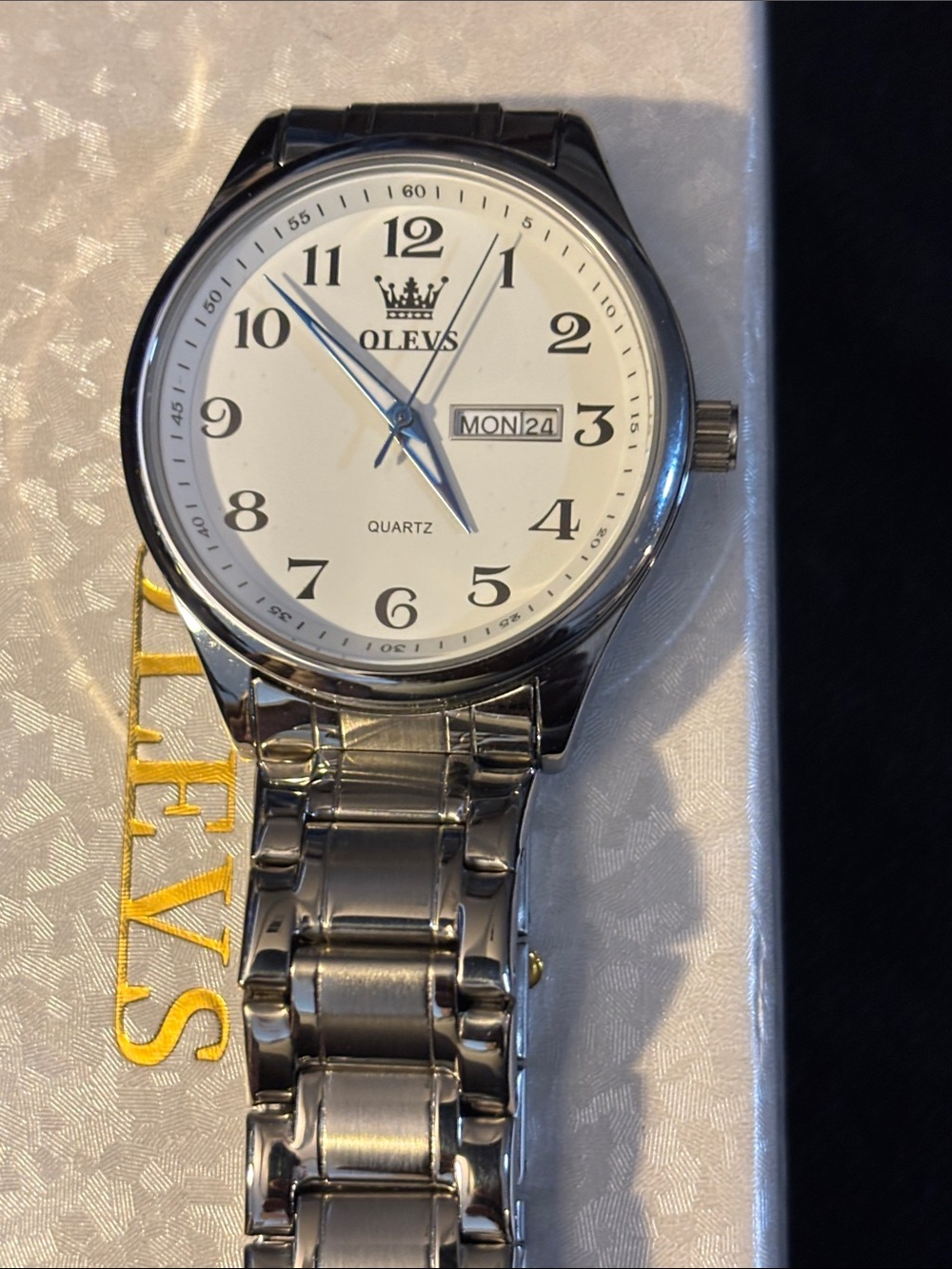OLEVS Men's Silver Stainless Steel Quartz Watch with Day-Date